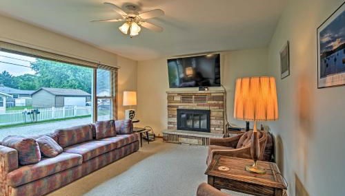 Lake Huron House with Grill and Beach Access! - Foto 2