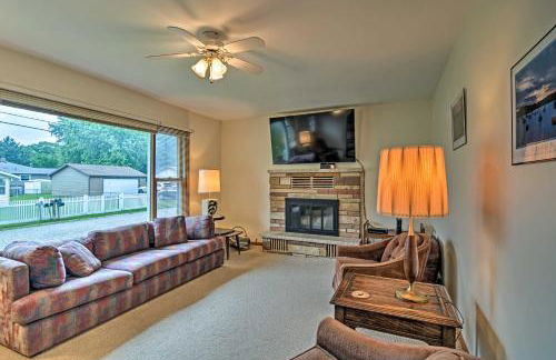 Lake Huron House with Grill and Beach Access! - Foto 2