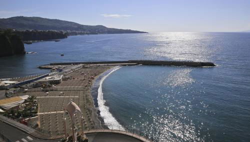 Sorrento dream home - Photo 4