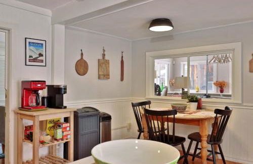 Chittenden Farmhouse - Historic 4BR, 2BA, 20 Min to Skiing, 7 Min to Mountaintop Resort - Foto 15