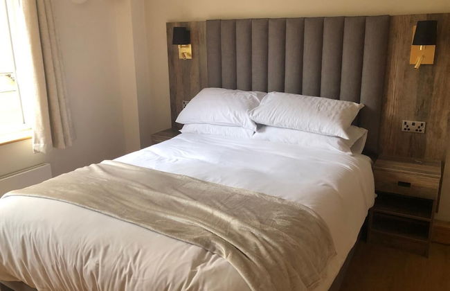 Westwood House - Photo 2