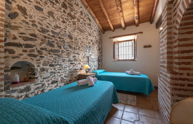 El Porton in El Borge - Foto 17