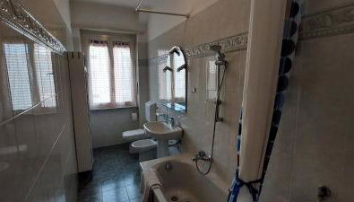 Casa dei Nonni - Metro per Centro Torino, comoda per Stadio Juve - Foto 5, Shower