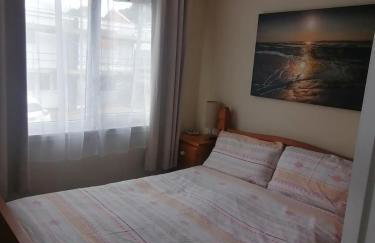 Le Chalet - 2 Bedroom Chalet House sleeps 3 - Foto 6