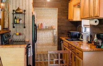 Hot Tub, Private 3 Bed Lodge, 1 mile from Blue Ridge Parkway, Giant Jenga, Families Welcome! - Foto 10