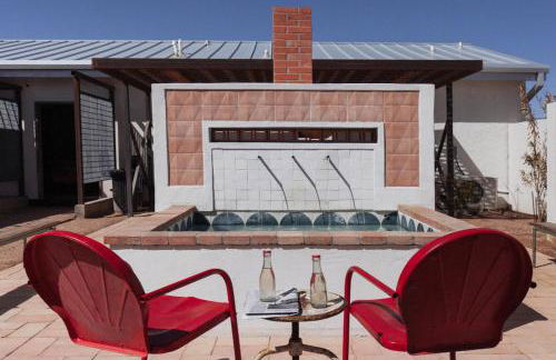 Large West Texas Suite at Iconic Property - Foto 10