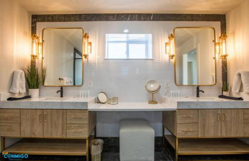 Gathering Place Hot Tub Game rooms - Photo 59