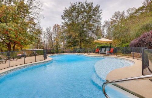 Spacious Stockbridge Manor Pool Table, 2 Kitchens - Foto 42