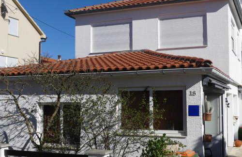 Family Apartment near Beach Petrčane - Quiet & Central - Unit 2 - Foto 4