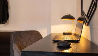 maremar - Design Apartment - Luxus Boxspringbett - Zentral - Küche - Arbeitsplatz - Highspeed WLAN - Foto 4