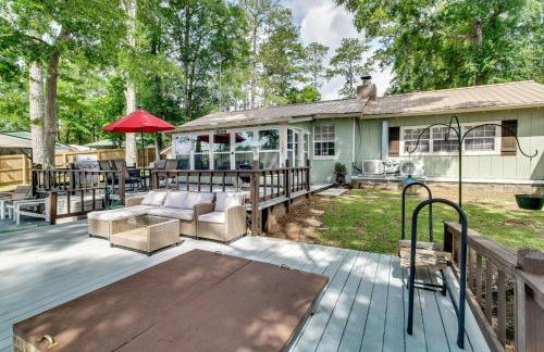 Private Dock + Fire Pit: Gantt Lake Getaway! - Foto 23