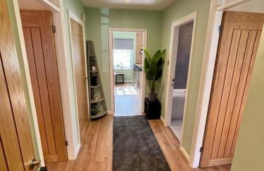 The Wheel House - Private Front door and Free Parking - Foto 16