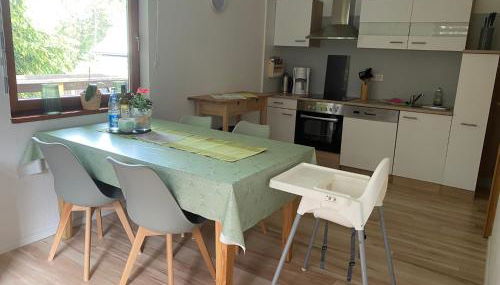 Ferienwohnung-/Haus mit kostenfreiem Parkplatz - Foto 3