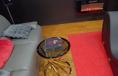 Sweety's Eden Jacuzzi - Jacuzzi privé Sauna Cinéma room Jardin - Terrasse centre-ville - Foto 11