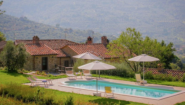 Villa in Cortona With Pool and Val di Chiana View - Foto 2, Imagen principal
