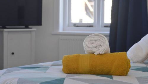 Beautiful large 3-bed coastal flat with parking. - Foto 5, towels