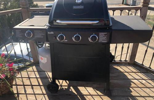 Entire apartment close to downtown - 2 Queen beds - Photo 23