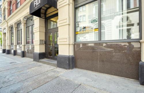 Bright FIDI 1 Bedroom Centrally Located - Photo 12