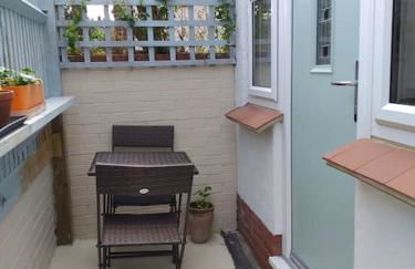 The Studio is bright, airy and comfortable. - Foto 24