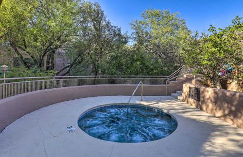 Serene Desert Escape with Porch and Resort-Style Perks - Foto 21