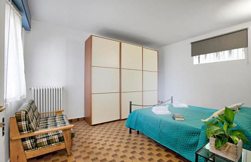 Mark Apartment - Happy Rentals - Photo 17