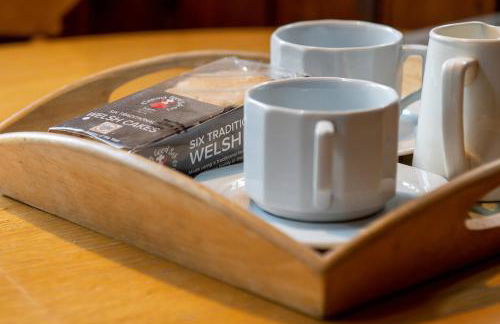 The Granary - Wild Swimming, Sauna, Peace & Quiet, Nr Bala - Photo 33