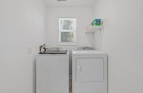 Newly Renovated Modern Farmhouse - Foto 10