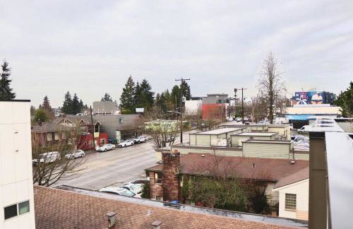 Entire Stunning Townhouse 3br/2.5ba w Parking - Foto 35