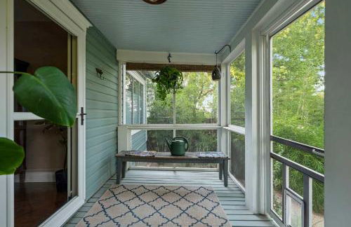 Ladybird Villa - Heated Saltwater Pool - Walk to SoCo - Photo 28