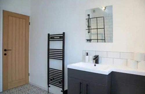 Modern Luxury 4 Bed House in Heart of Macclesfield - Foto 14