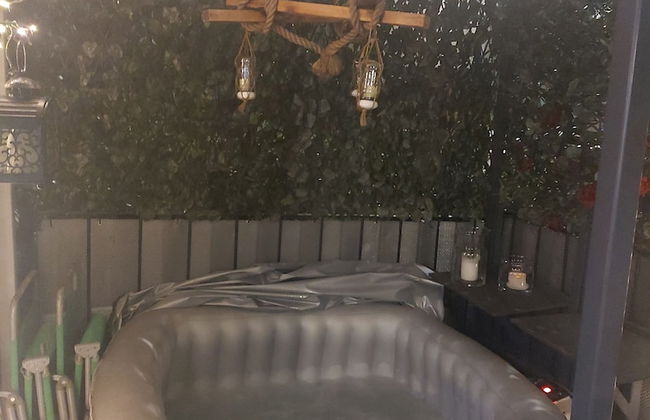 Charming 2-bed Apartment in Eastleigh - Foto 18