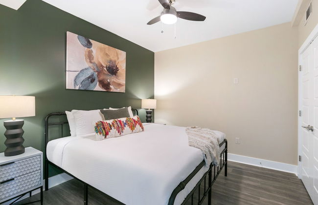 Modern Condos in California Building by Hosteeva - Foto 23