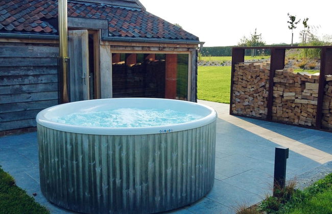 Splendid Castle in Perwez-haillot With Sun-loungers - Photo 23