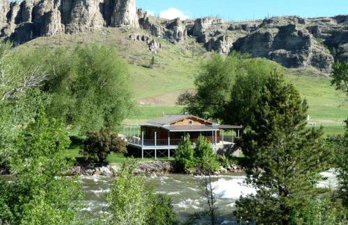 Spacious and Open Cabin Rental on Stillwater River near Billings, Montana - Foto 2
