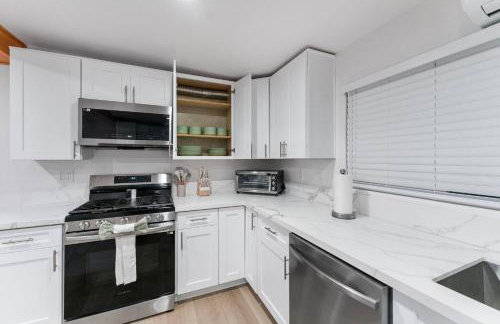 Luxury Retreat, Foosball, Pool table, NEW Upgrades - Foto 35