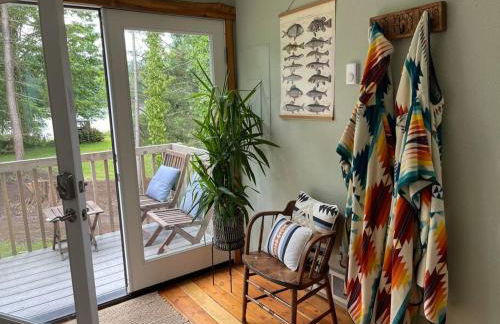 Riverfront Getaway on the Wild and Scenic - Foto 29