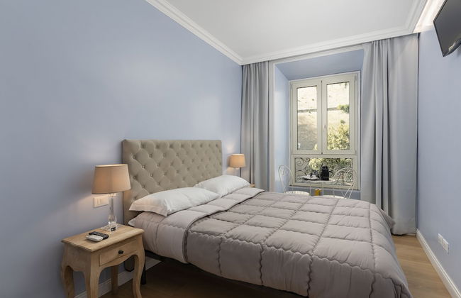 Rhome Hosting - Photo 10