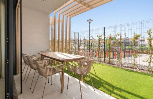 Lovely Evergreen - Photo 24