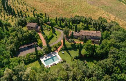 Podere Fignano, holiday home - apartments renovated 2024 - new swimming pool - Foto 2