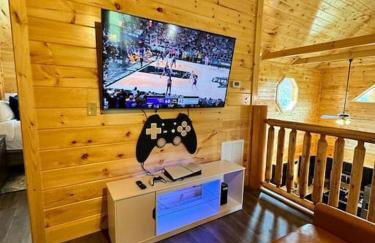 New! Indoor Pool/PS 5/Hot tub/Parkway - Foto 19