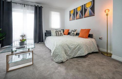 Reading 2-Bed Apartment & Parking - Photo 28