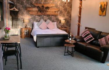 The Hideaway with hot tub - Foto 5