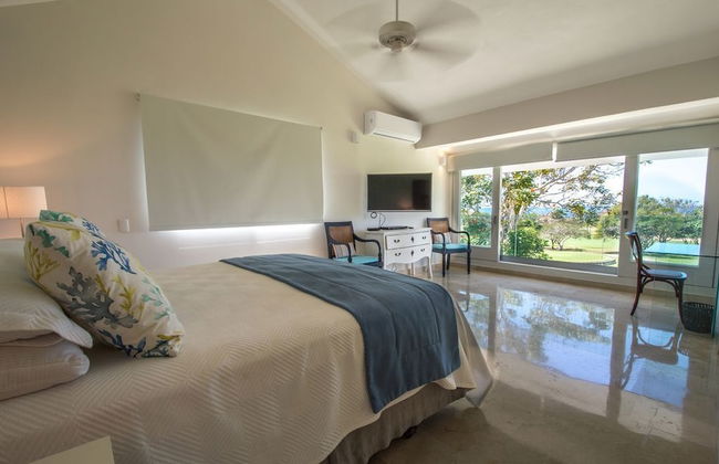 Private Villa with Pool and Golf Cart - Foto 4