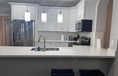 Stunning 3BR Home Near Downtown Houston - Sleeps 8 - Foto 50