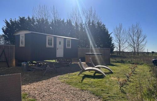 Shepherdshut-hot Tub-cotswolds-petfriendly - Photo 7