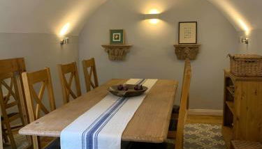 Beautiful Georgian cottage within a private walled garden - Foto 2