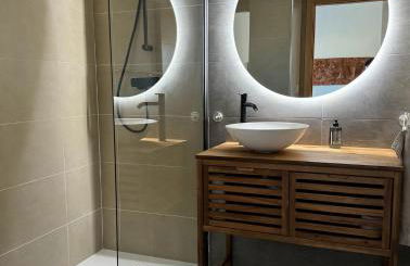 Villa Amarilla 4 Bed 3 Bath private pool - Photo 8