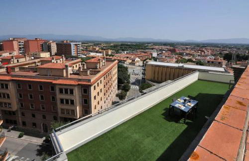 Atico frente al museo Dali - Foto 15