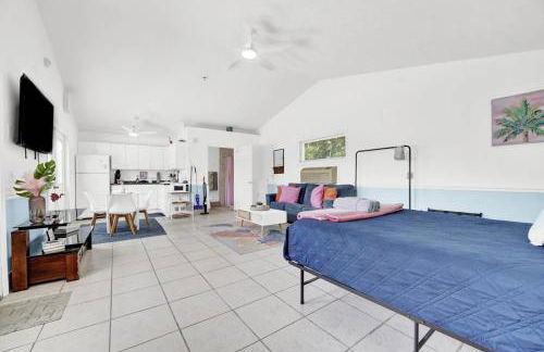 The Splash Pad Sleeps 13 w Pool Patio and Garage - Foto 53