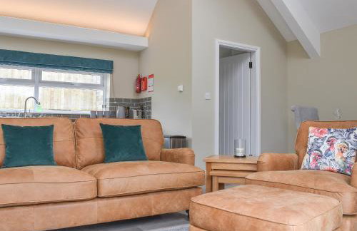 The Cottage At Stainsacre Hall - Photo 10